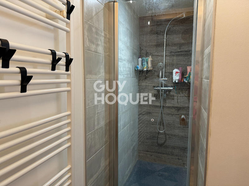 Immeuble - 6 pièces