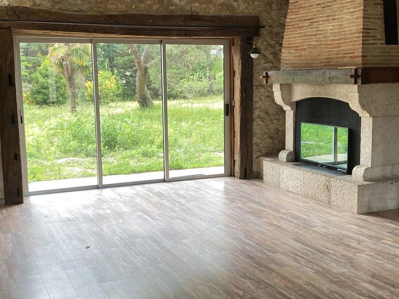 Maison en pierre - 260 m² - 8 pièces