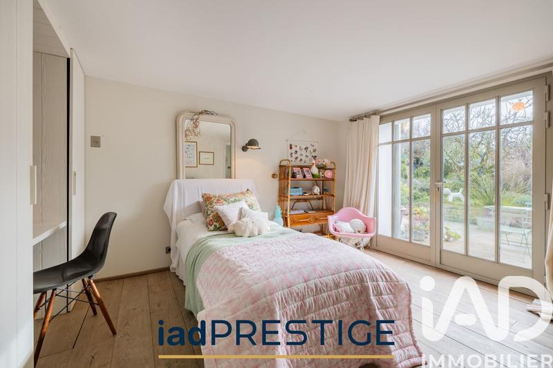 Maison - 257 m² - 8 pièces