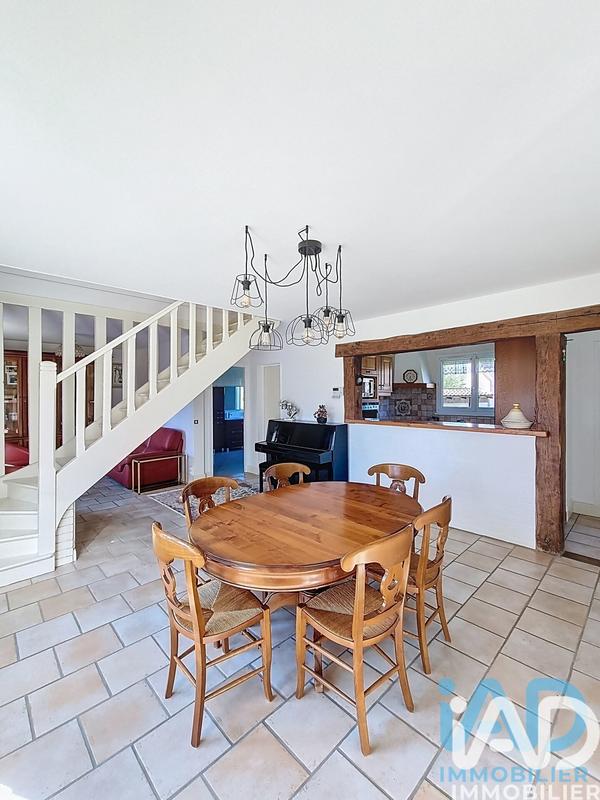 Maison - 95 m² - 5 pièces