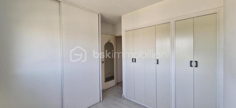 Appartement - 90 m² - 5 pièces