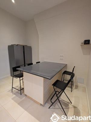 Chambre - 10 m² - 1 pièce