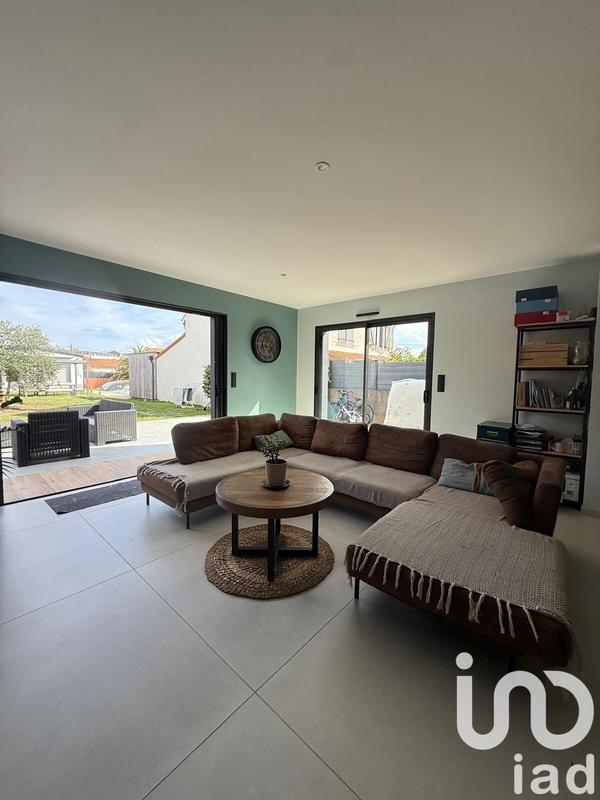 Maison - 182 m² - 7 pièces