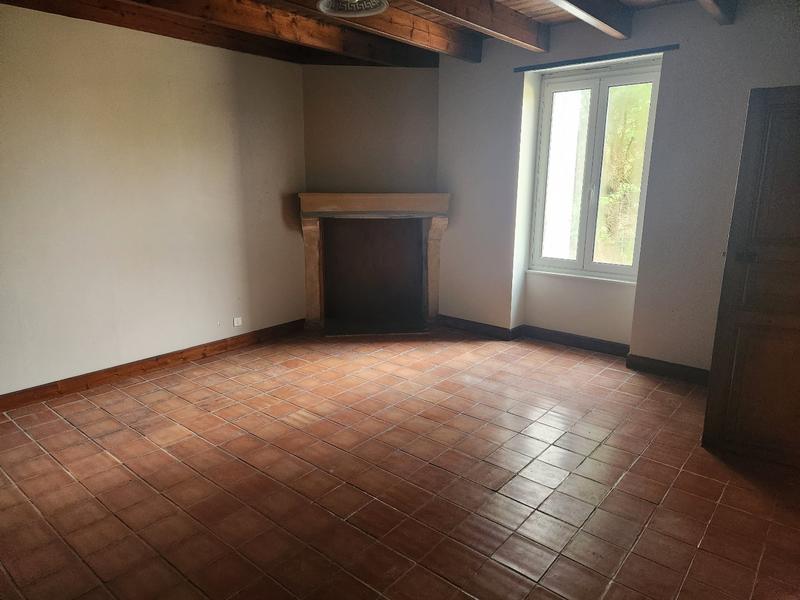 Maison - 230 m² - 8 pièces