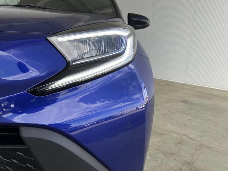 Toyota aygo x 1.0 Vvt-i 72 s-Cvt Undercover avec Jbl