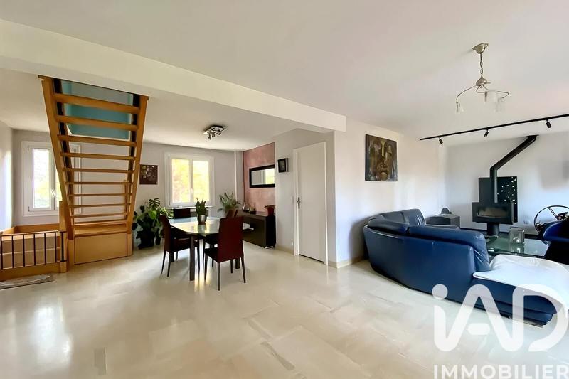 Maison - 175 m² - 7 pièces