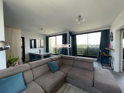 Appartement - 79 m² - 5 pièces