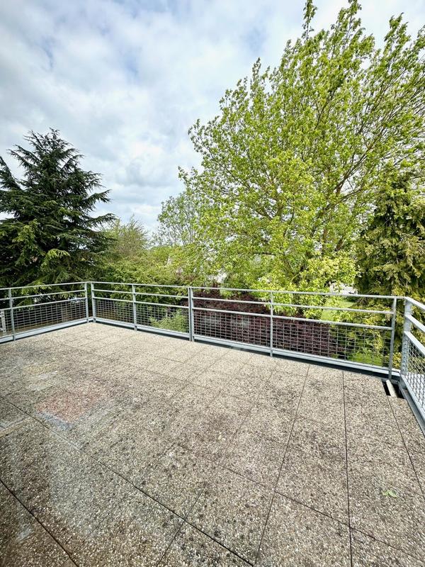 Maison - 187 m² - 7 pièces