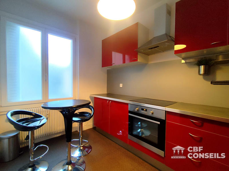 Appartement - 97 m² - 3 pièces