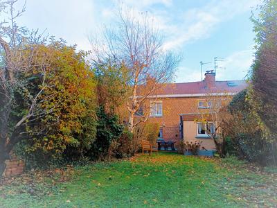 Maison - 84 m² - 5 pièces