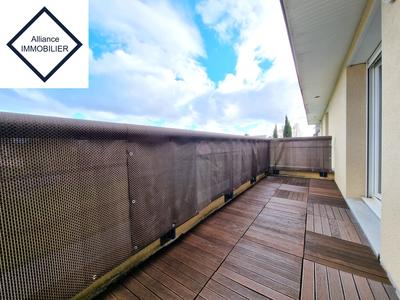 Appartement - 79 m² - 4 pièces