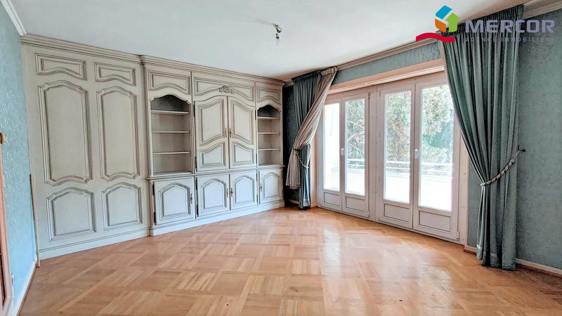 Appartement - 119 m² - 4 pièces