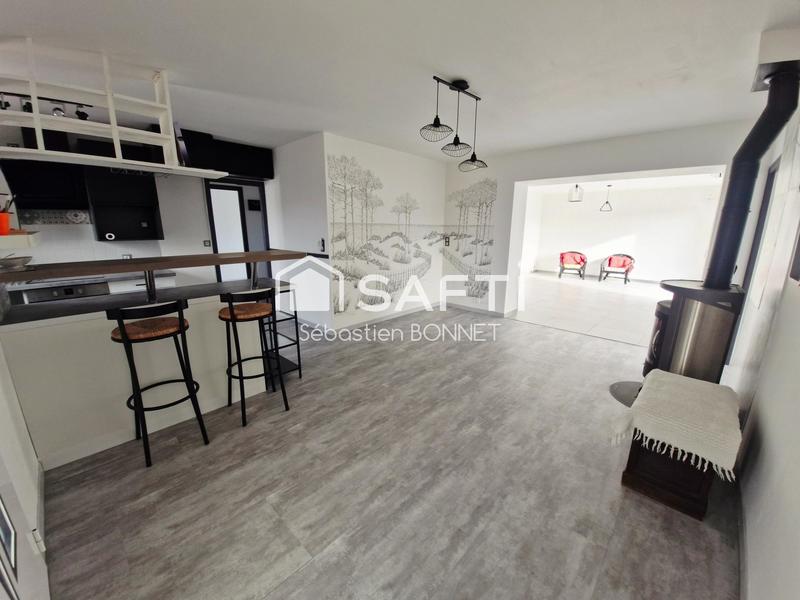 Maison - 87 m² - 5 pièces