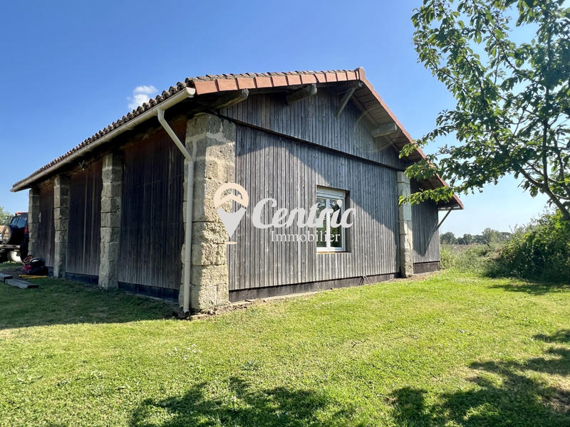 Maison ancienne - 341 m² - 11 pièces