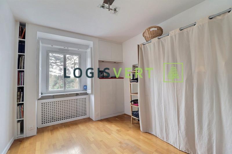 Maison - 236 m² - 8 pièces