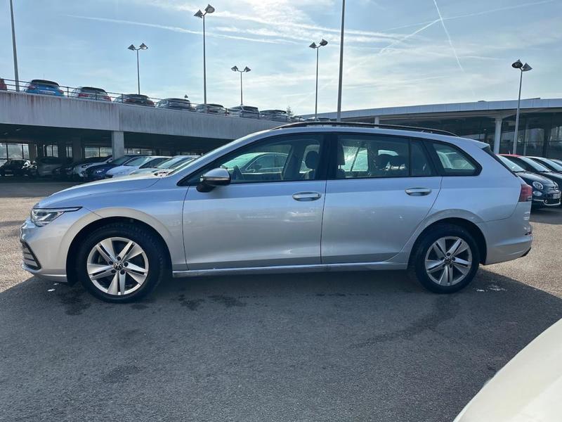 Volkswagen Golf VIII Sw 2.0 Tdi Scr 115 Life Business Dsg7