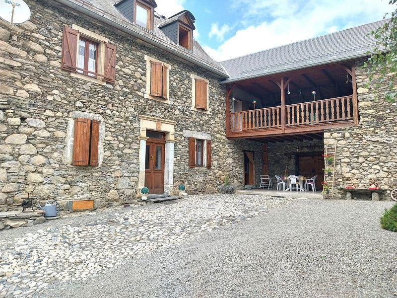 Maison en pierre - 147 m² - 7 pièces