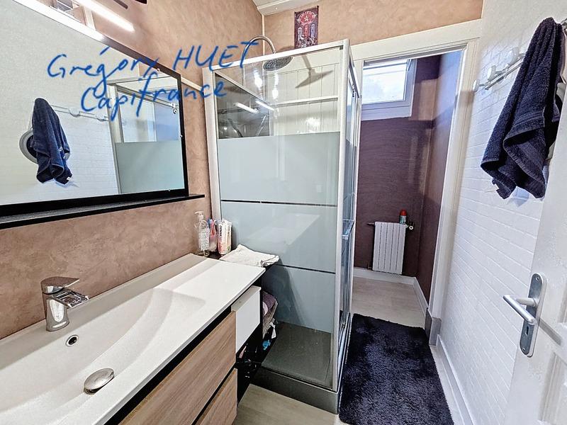 Maison - 137 m² - 6 pièces