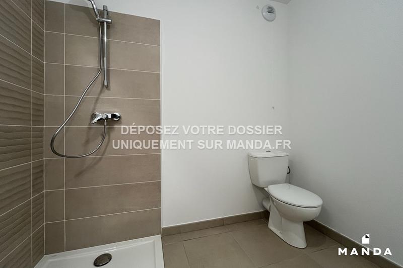 Studio - 25 m² - 1 pièce