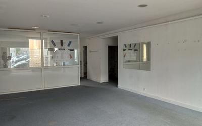 Local commercial - 58 m²