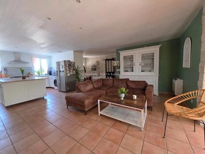 Villa - 100 m² - 5 pièces