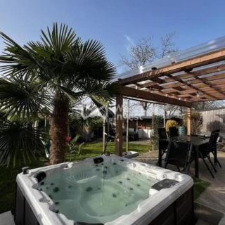 Maison ancienne - 102 m² - 7 pièces