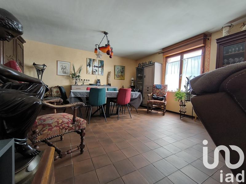 Maison - 325 m² - 6 pièces