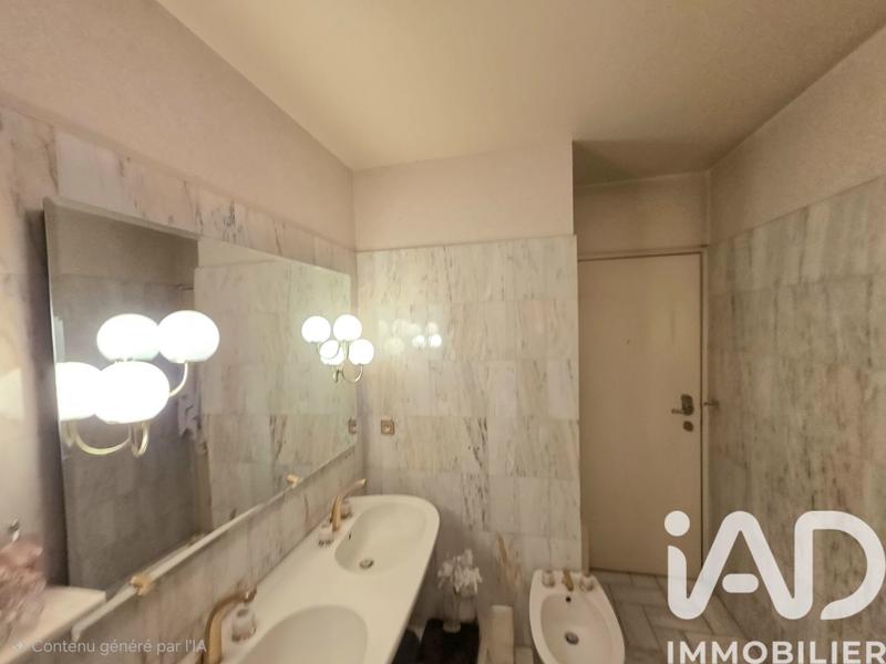 Appartement - 82 m² - 4 pièces