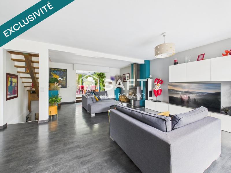 Maison - 208 m² - 7 pièces