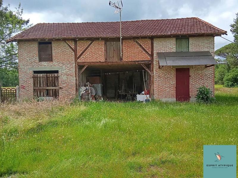 Maison traditionnelle - 195 m² - 11 pièces