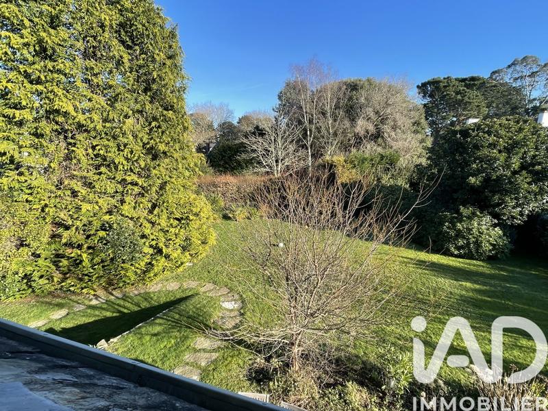 Maison - 187 m² - 8 pièces