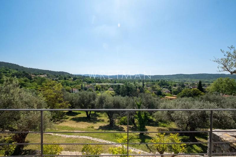 Villa - 320 m² - 7 pièces