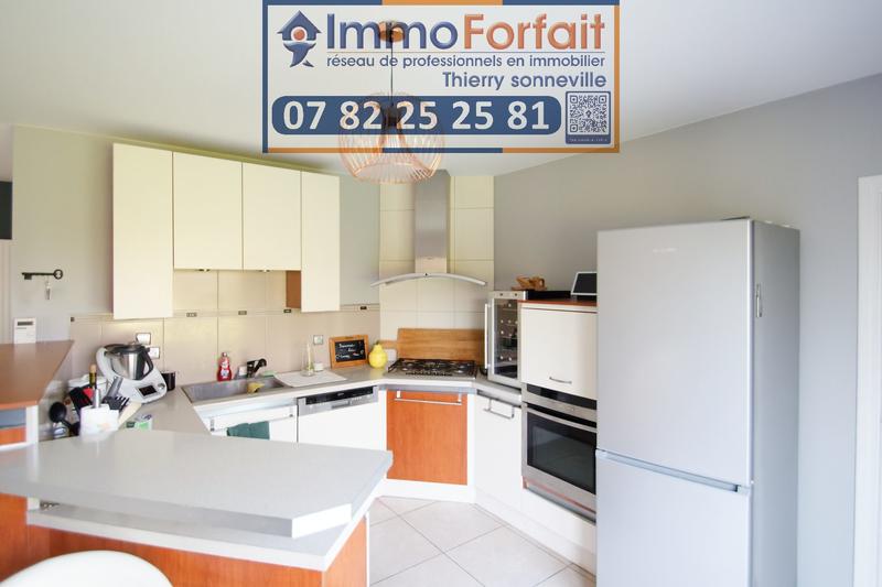 Maison - 201 m² - 7 pièces