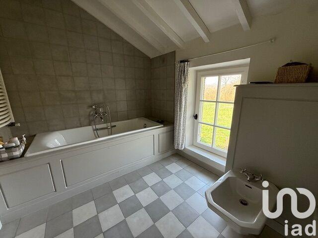 Maison - 387 m² - 13 pièces