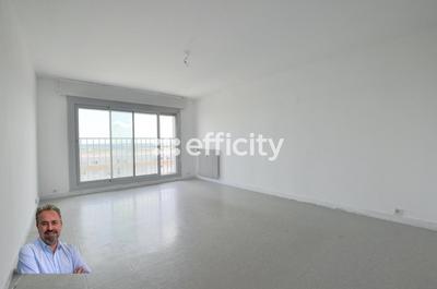 Appartement - 83 m² - 4 pièces