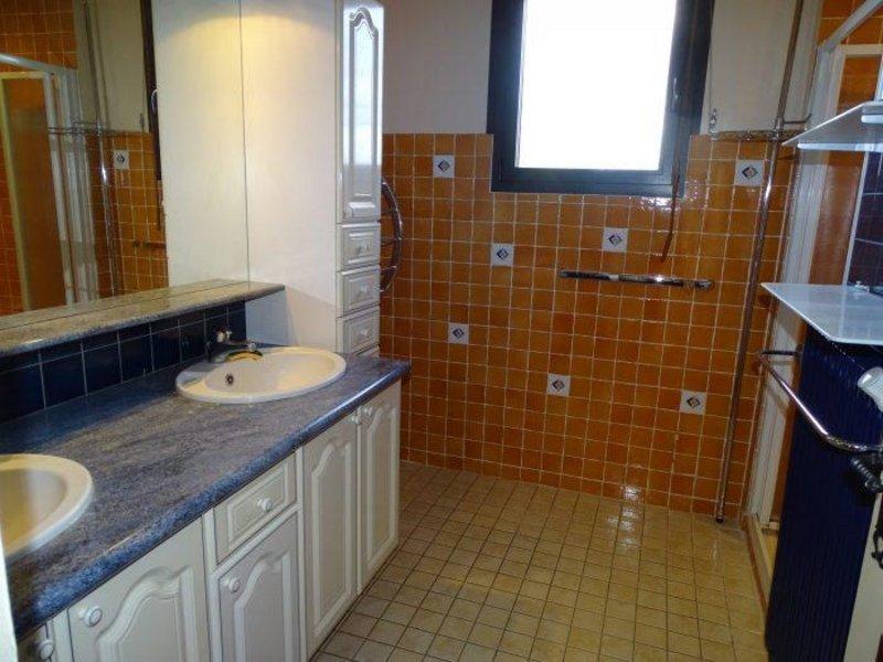 Maison - 200 m² - 10 pièces