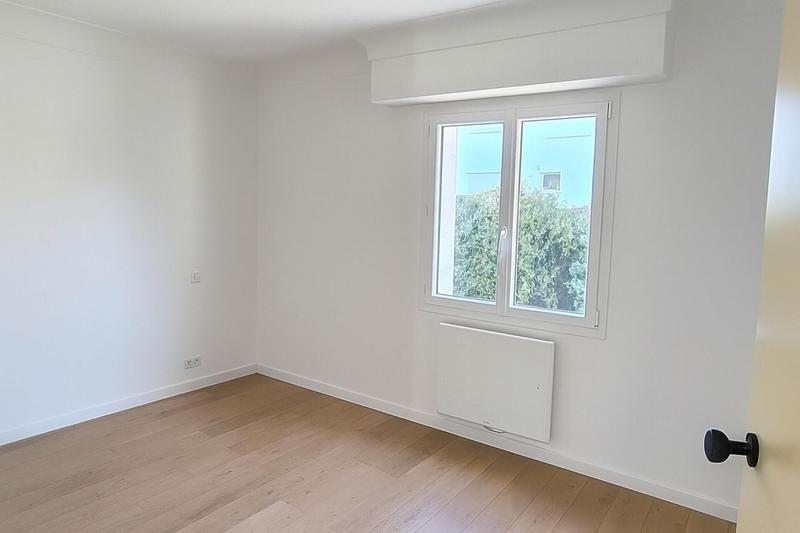 Appartement - 110 m² - 4 pièces