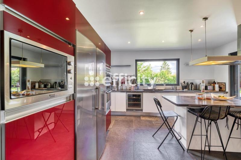 Maison - 197 m² - 6 pièces