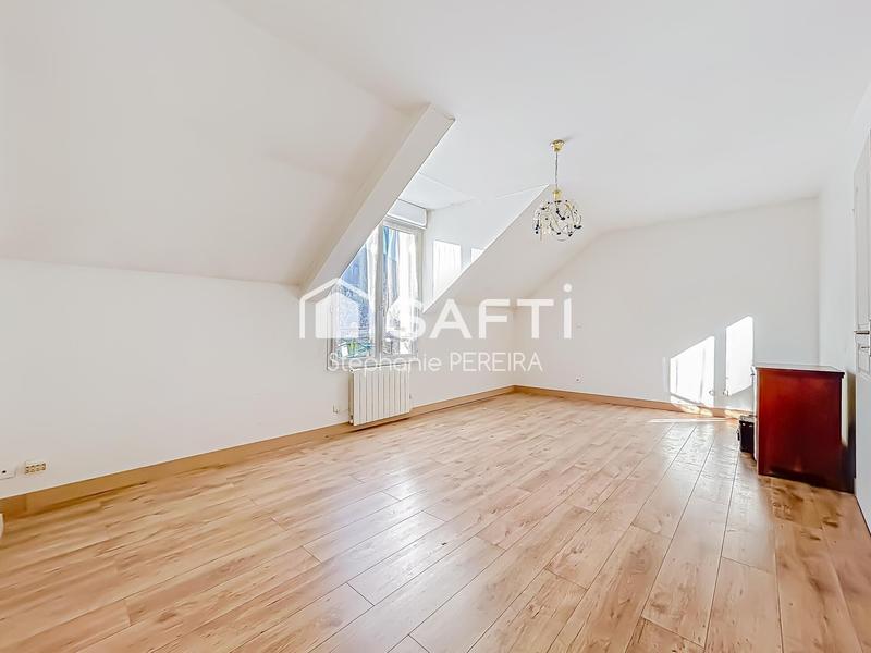 Maison - 110 m² - 5 pièces