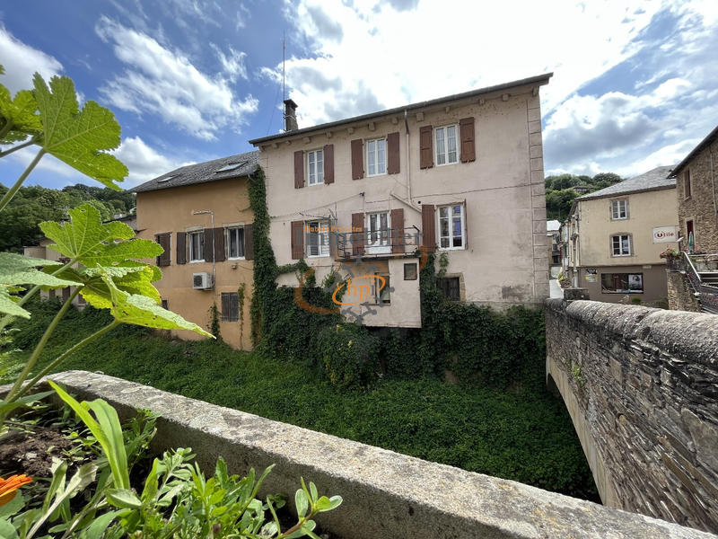 Maison - 190 m² - 6 pièces