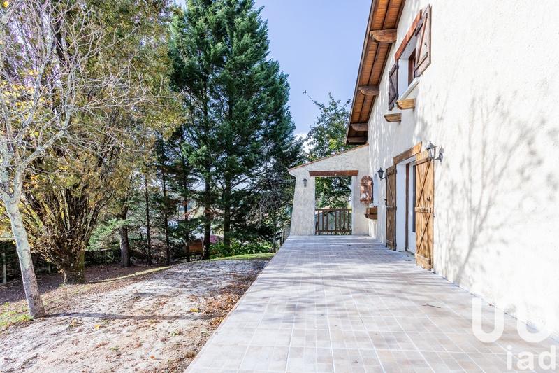 Maison - 144 m² - 6 pièces