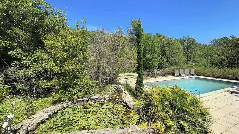 Maison traditionnelle - 169 m² - 6 pièces