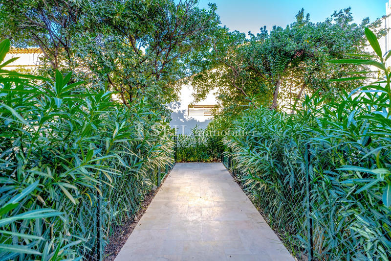 Appartement - 85 m² - 4 pièces