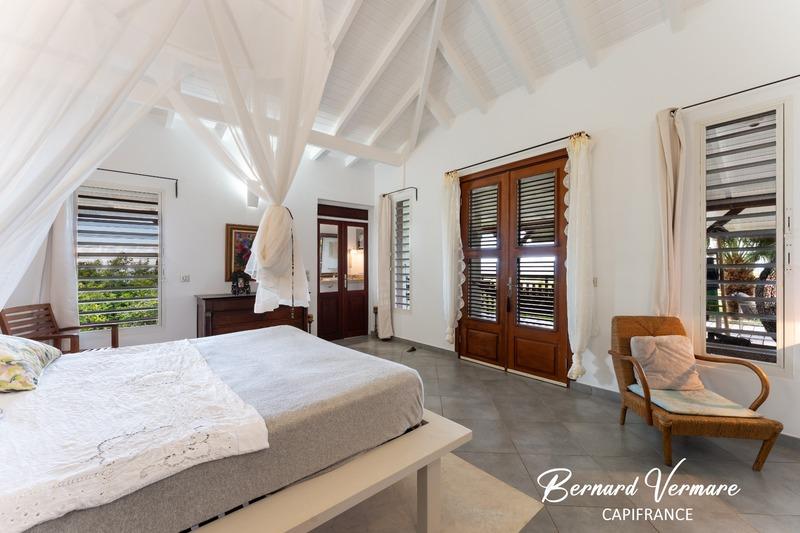 Demeure - 196 m² - 8 pièces