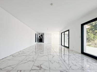 Villa - 130 m² - 4 pièces