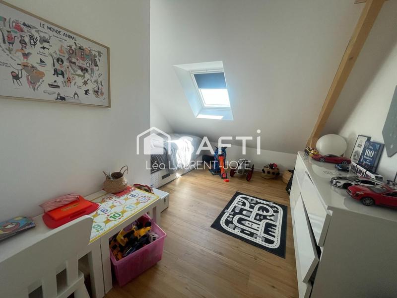 Maison - 160 m² - 5 pièces