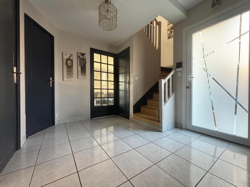 Maison - 114 m² - 6 pièces