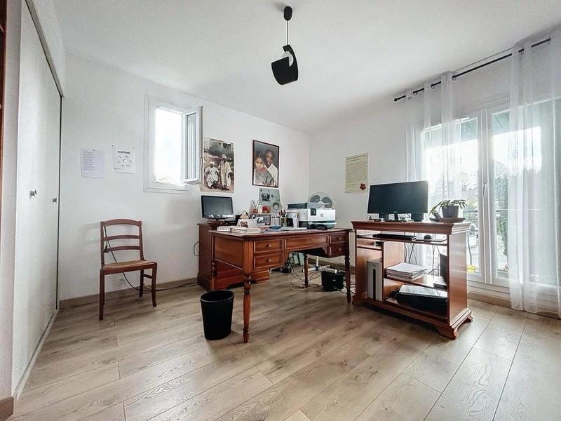 Maison - 169 m² - 7 pièces