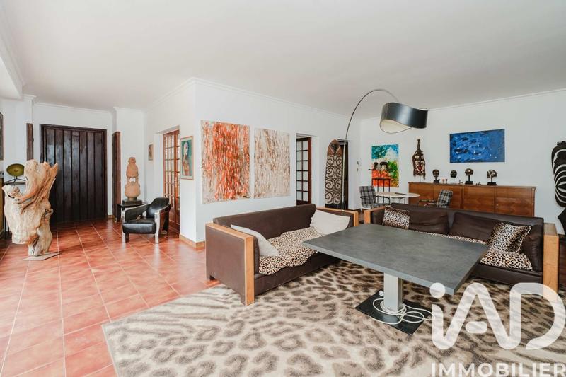 Maison de campagne - 290 m² - 11 pièces