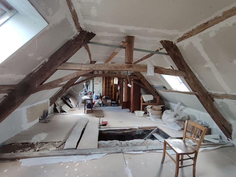 Maison - 96 m² - 4 pièces